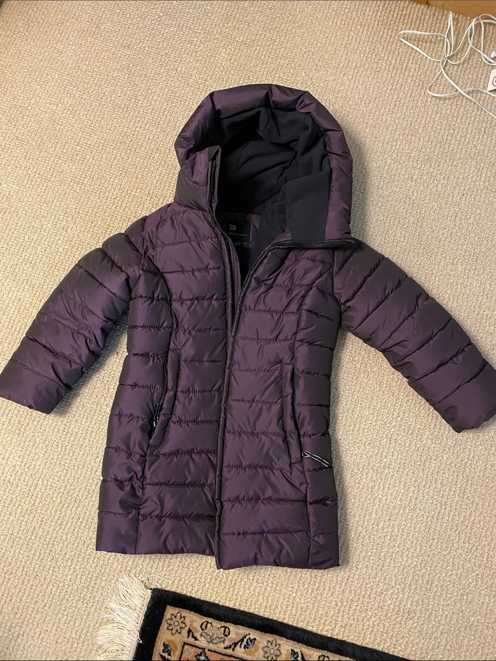 Like new Girls' XS All in Motion Mid-Length Long Sleeve Puffer Jacket